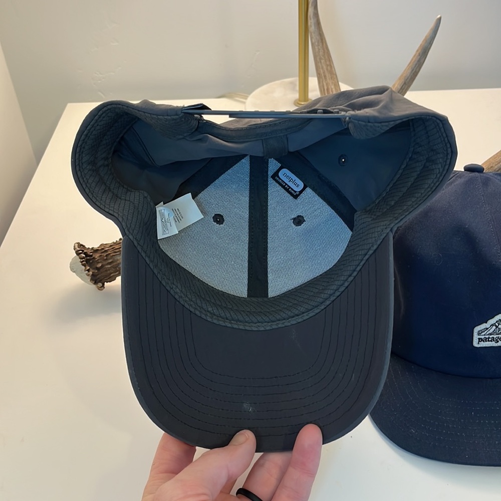Patagonia hat bundle - Picture 4 of 5